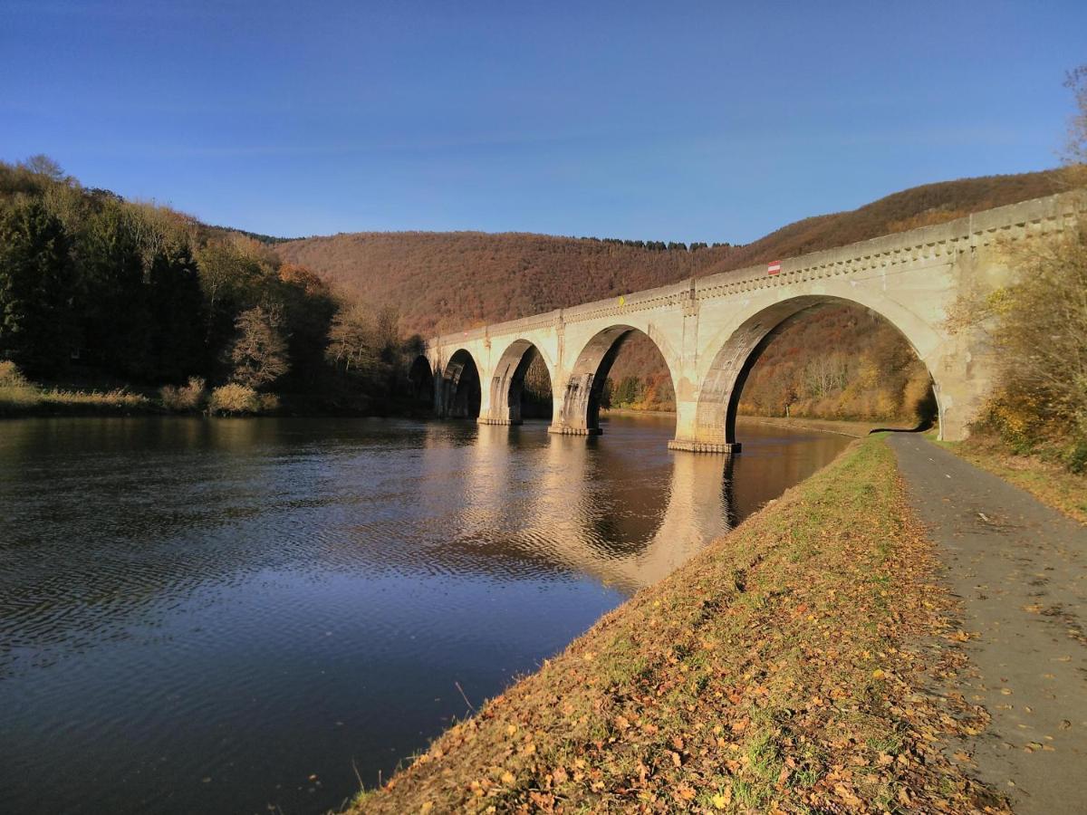 Entre Meuse Et Foret Revin  Экстерьер фото